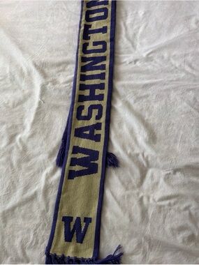 Nike Washington huskies Team Scarf - Purple and Gold